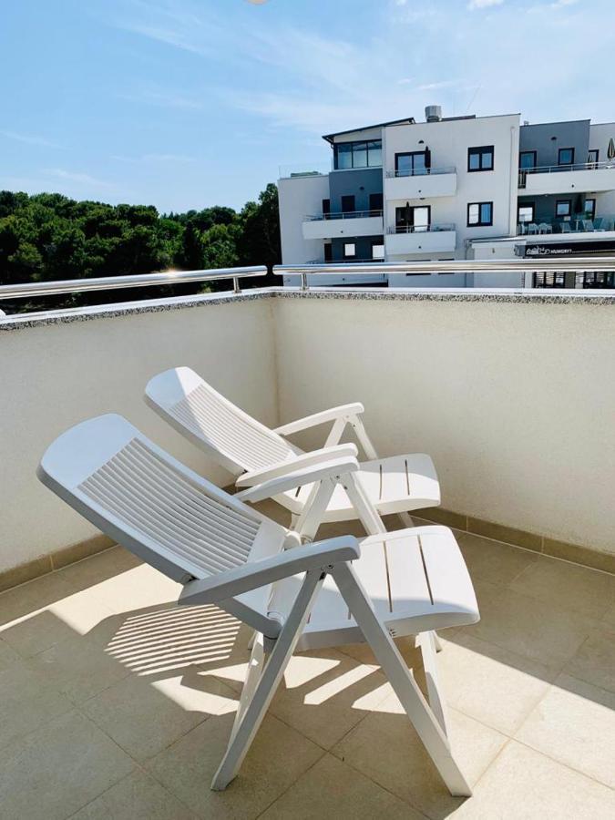 Apartment Alexandra Premantura Exteriör bild